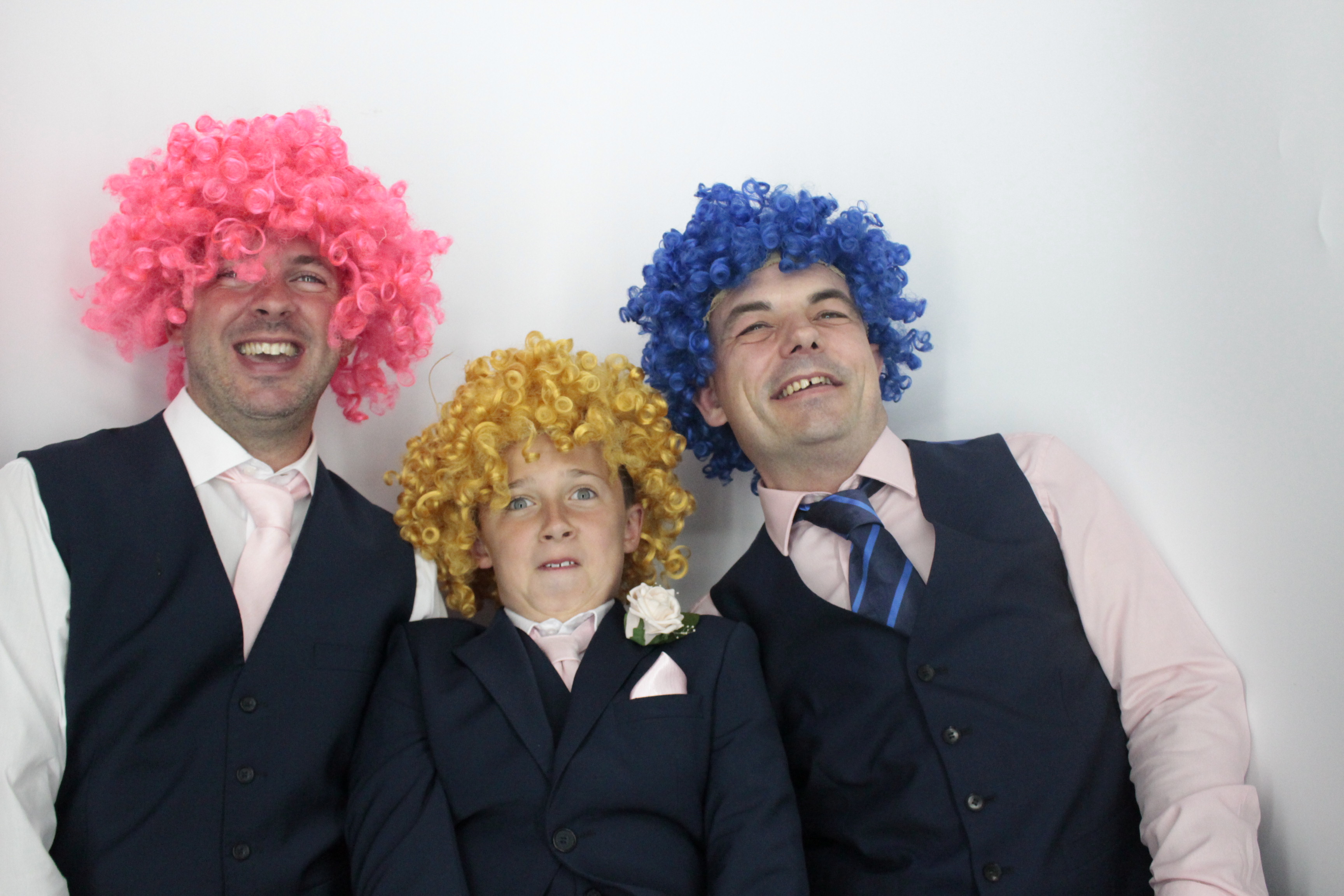 Kim & Andy's Wedding | View more photos from the event at gallery.myphotoboothexperience.co.uk/u/MyPhotoBoothExperienceLtd/Kim-Andys-Wedding